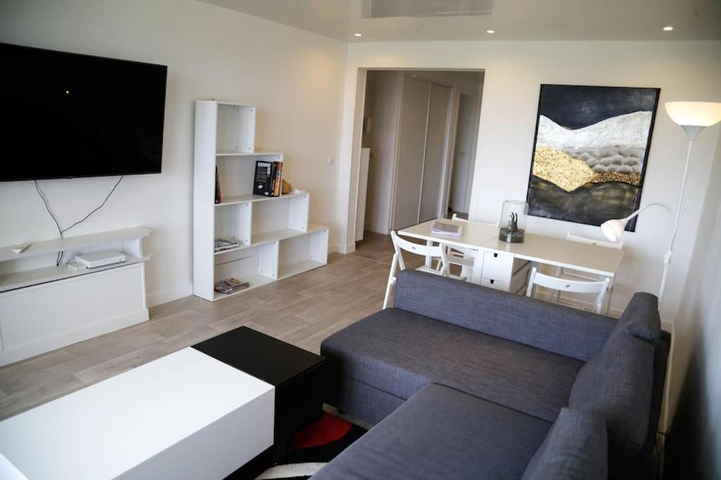 Le Refuge Blesois Avec Parking Prive - Blesois Refuge With Private Parking Apartment Blois Bagian luar foto