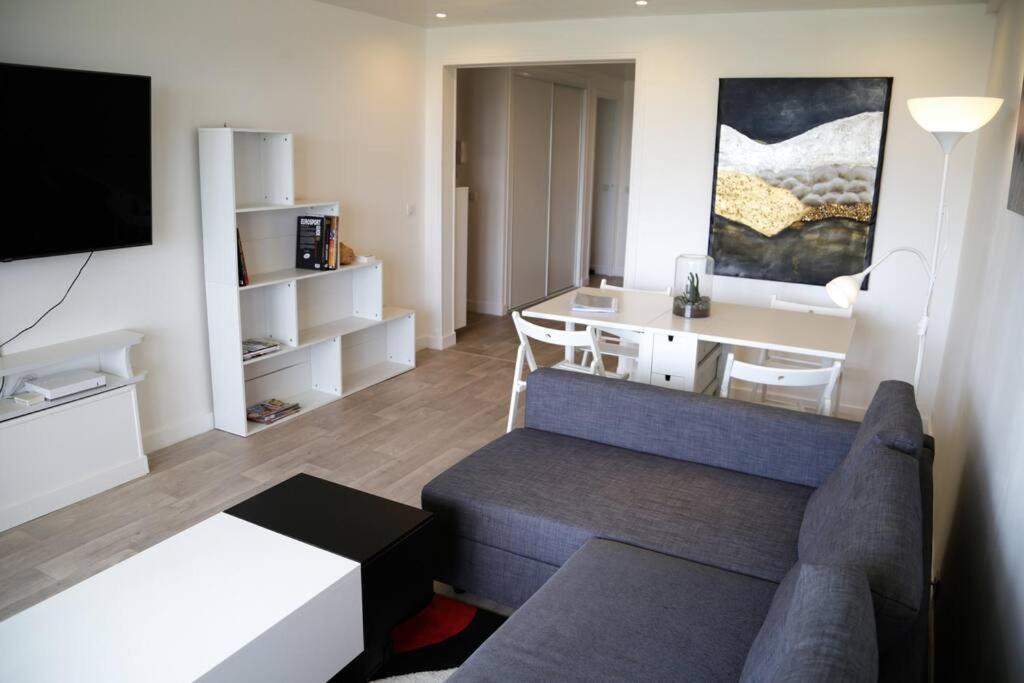 Le Refuge Blesois Avec Parking Prive - Blesois Refuge With Private Parking Apartment Blois Bagian luar foto