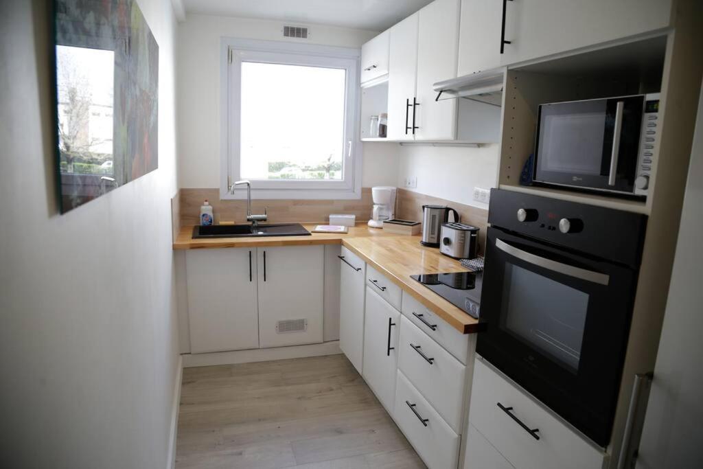Le Refuge Blesois Avec Parking Prive - Blesois Refuge With Private Parking Apartment Blois Bagian luar foto