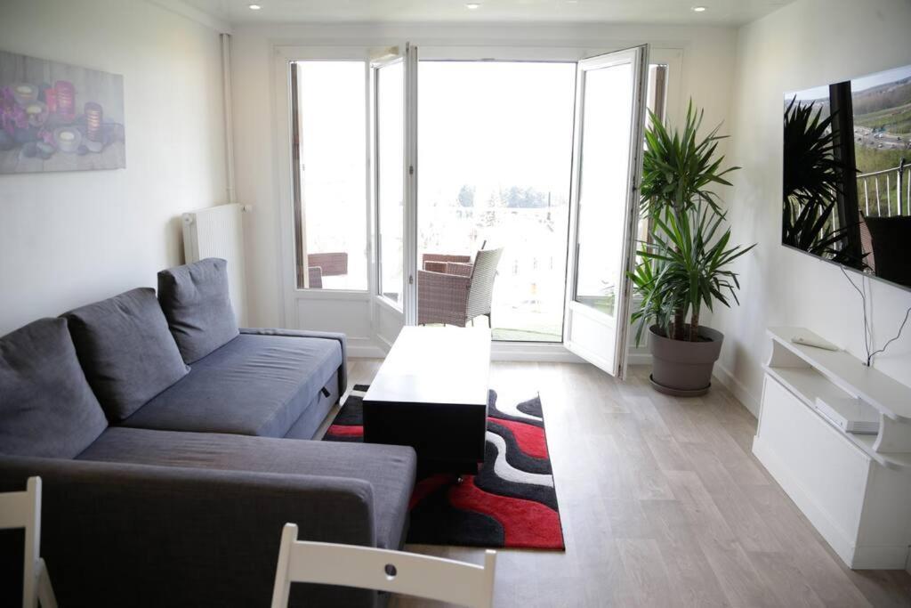 Le Refuge Blesois Avec Parking Prive - Blesois Refuge With Private Parking Apartment Blois Bagian luar foto