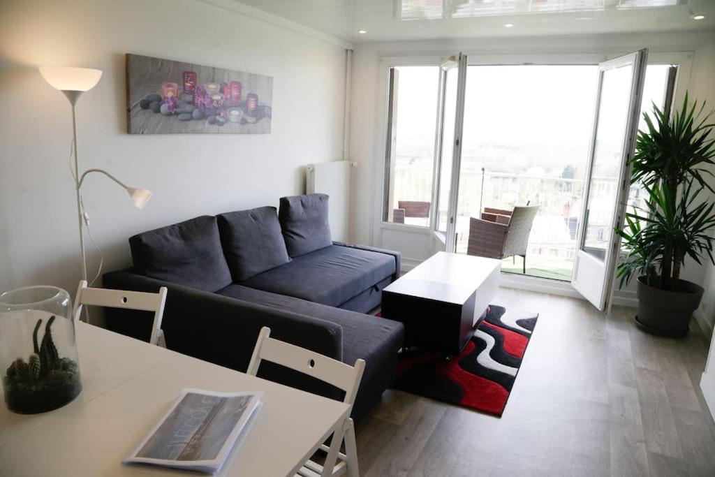 Le Refuge Blesois Avec Parking Prive - Blesois Refuge With Private Parking Apartment Blois Bagian luar foto