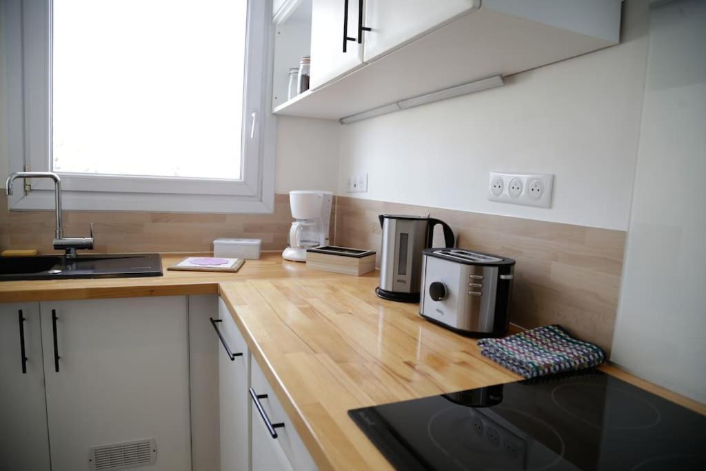 Le Refuge Blesois Avec Parking Prive - Blesois Refuge With Private Parking Apartment Blois Bagian luar foto